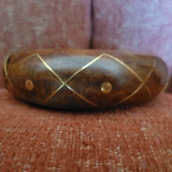 Boho Wood bangle with brass inlay NWOT - Picture 3 of 3